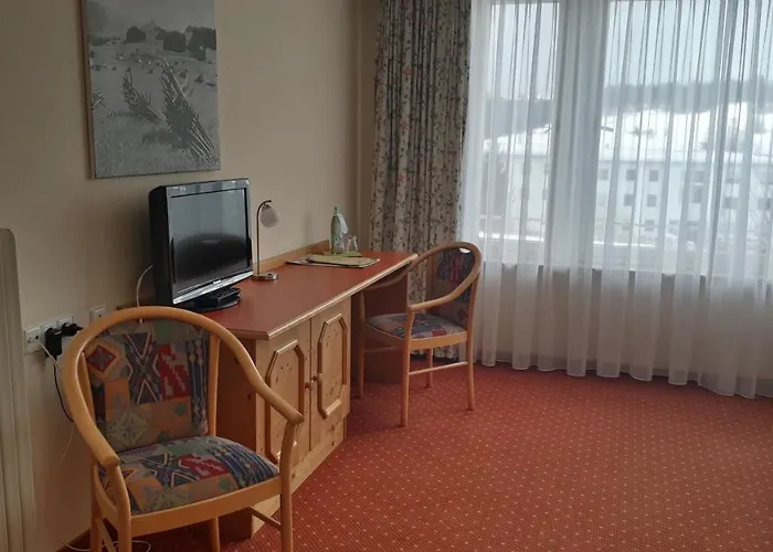 Braustueble Und Zur Post Hotel 3*
