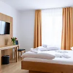 Braustueble Und Zur Post Hotel 3*