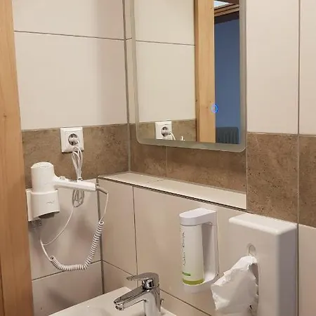 Hotel Braustüble Und Zur Post 3*