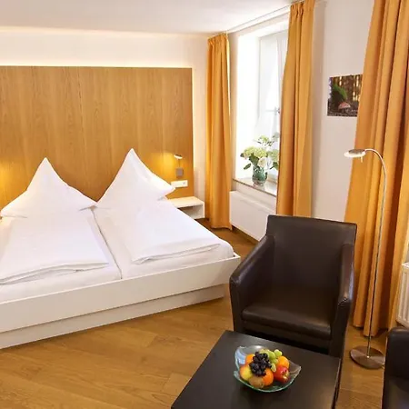 Hotel Braustueble Und Zur Post 3*